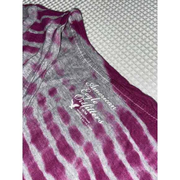 Y2K American Eagle Tee Women's Medium V Neck T-Shirt Beachy Boho Tie Dye Hipster - Picture 2 of 8